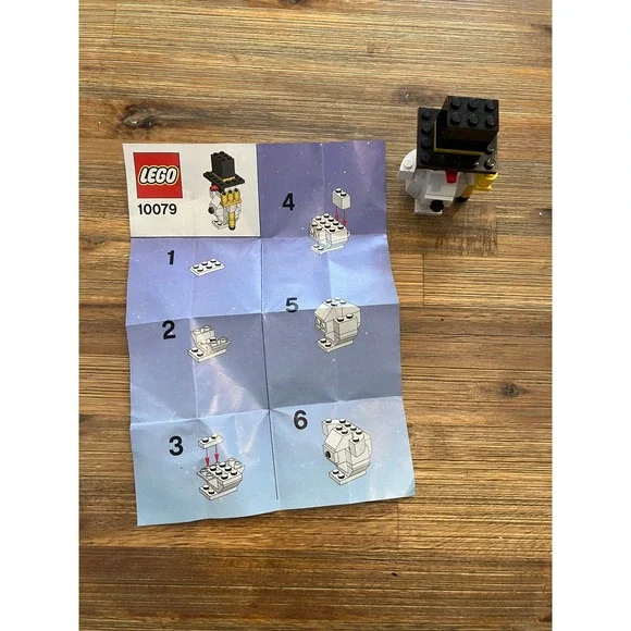 Lego Snowman Set 10079 Retired 2003 - Picture 3 of 4